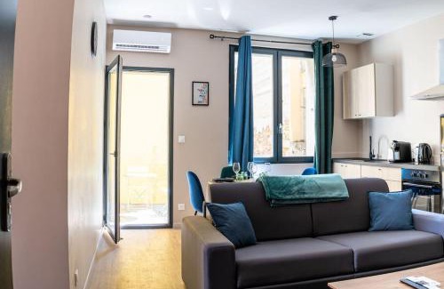 Orange Apartamento | Joli Appart deux pièces climatisé à 300m du théâtre Antique