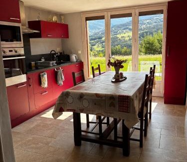 Jausiers Apartamento | Joli appartement avec superbe extérieur