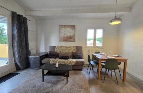 Cap d'Agde Apartamento | Joli appartement T2 cabine avec parking et wifi Tennis Village