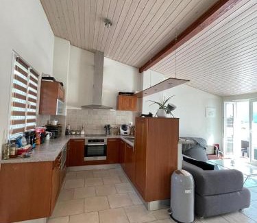 Montreux City Centre Apartamento | Joli Appartement terrasse Montreux