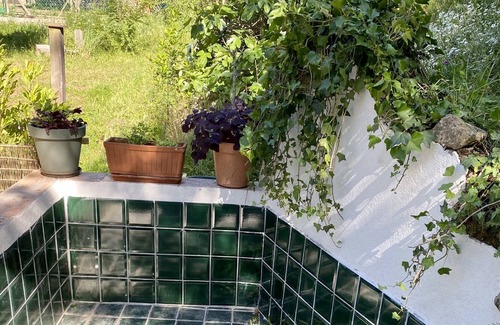 Puget-sur-Argens Chalet De Esquí | Joli Chalet Dans la Verdure
