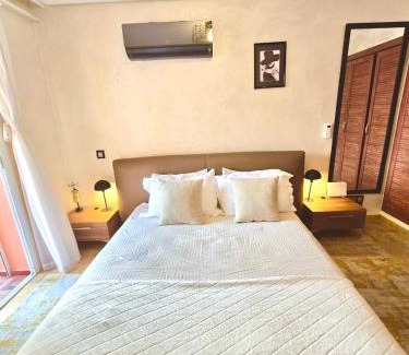 Oulad Khallouf Apartamento | Joli et chic Appartement à Marrakech - balcon privé et confort