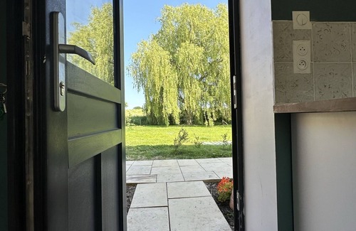 Neauphe-sur-Dive Cabaña | Joli Gîte de Campagne au Milieu des Champs - 4 à 8 Personnes