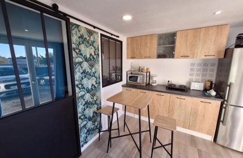 Chantemerle-sur-la-Soie Casa | Joli studio 25m2 avec cuisine