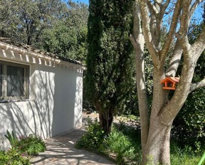 Saint-Martin-de-Londres Apartamento | Joli studio Les Hibiscus du Pic Saint Loup