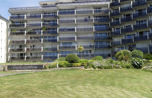 Kerherou Apartamento | Joli Studio Avec Grand Balcon vue mer