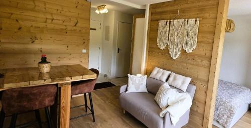 Sallanches Apartamento | Joli studio avec terrasse