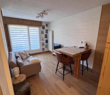 Sallanches Apartamento | Joli studio avec terrasse