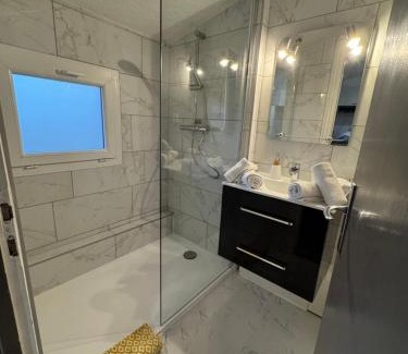 Aix-les-Bains Apartamento | Joli T1 3* rénové mars 2022 proche lac et ville