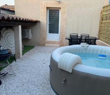 Saint-Victoret Casa | Joli T2 avec jacuzzi