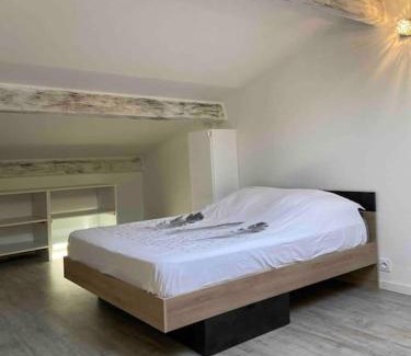Saint-Victoret Casa | Joli T2 avec jacuzzi