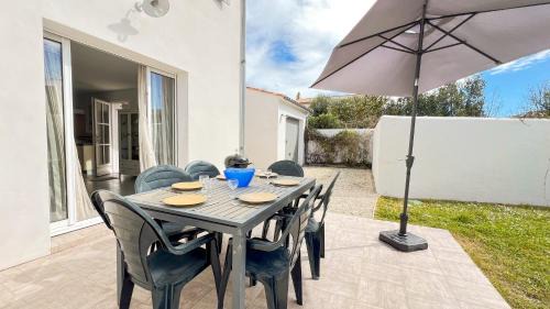 Le Bois-Plage-en-Re Villa | Jolie maison à étage avec jardin et parking privé