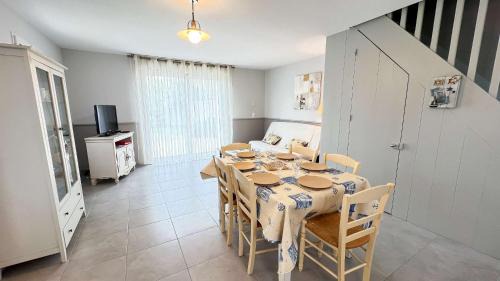 Le Bois-Plage-en-Re Villa | Jolie maison à étage avec jardin et parking privé