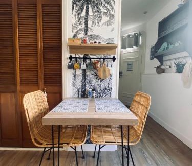 Carqueiranne Apartamento | Jolie studio climatisé avec parking et proche de la mer