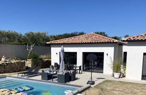 Pujaut Villa | Jolie Villa en Provence Proche Avignon
