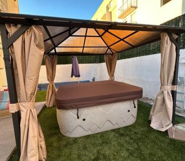 La Lunette Villa | Jolie Villa piscine climatisé 6 pers proche centre-ville Perpignan