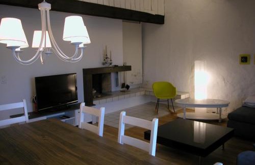 Nidau Apartamento | Joline private guest apartment downtown Nidau