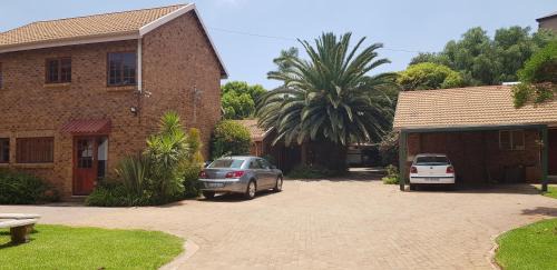 Greater Johannesburg Metropolitan Area Casa | Jolly Suites
