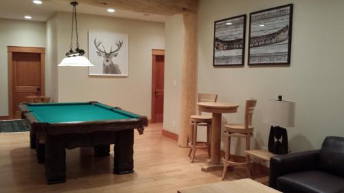Smithers Casa | Jollymore Ranch