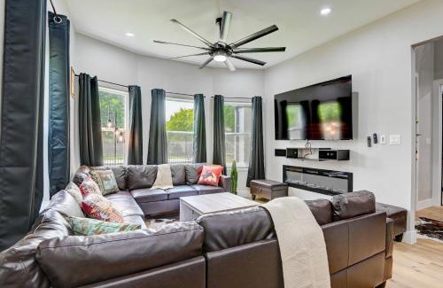 Fort Worth Casa | Jonairs ,Stockyard Mini Hotel