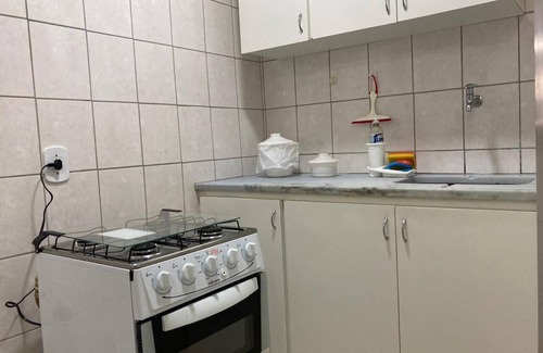 Vila Nova Apartamento | Joneson Aluga Quitinete Próximo a Praia do Forte até 4 Pessoas