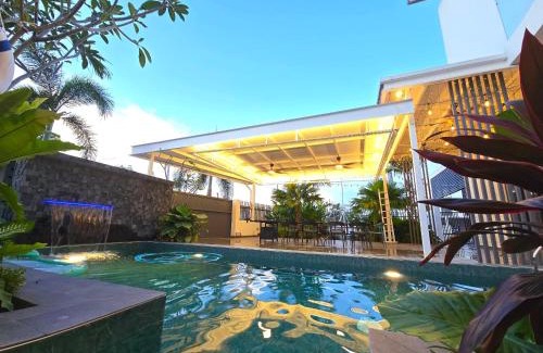 Taman Mahajaya Casa | Jonker Street New Cozy Home 20pax Swimming Pool Karaoke