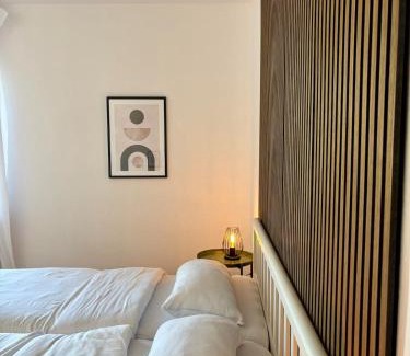 Oberdorla Apartamento | JonnysAmWall