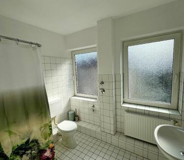 Oberdorla Apartamento | JonnysAmWall