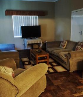 Newcastle Casa | Jooste Road Self-Catering