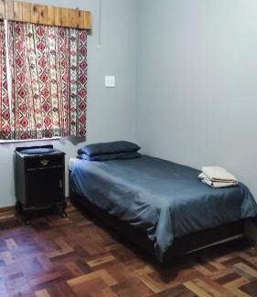 Newcastle Casa | Jooste Road Self-Catering