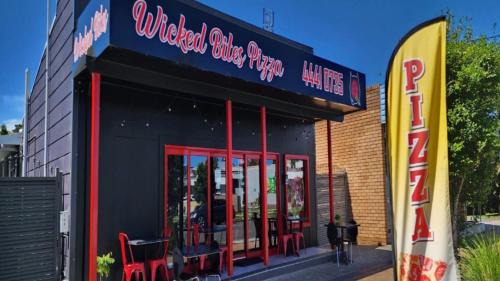 Sussex Inlet Hotel | Jopen Motel Unit 2