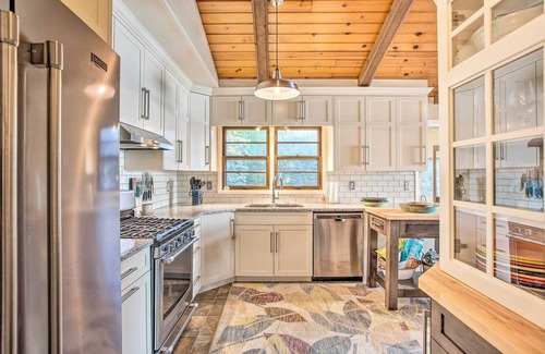 New Prague Casa | ¡NUEVO! Jordania Inicio w / Boat House & Dock en Cedar Lake