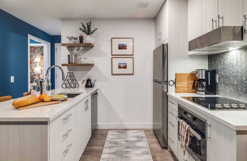 Park City Cabaña | Jordanelle Sunrise Modern Condo, Gondola Access, Year-round Outdoor Fun