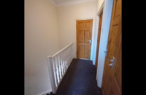 Moffat Casa | JosteeStay Apartments - London Rooms E6 2AU