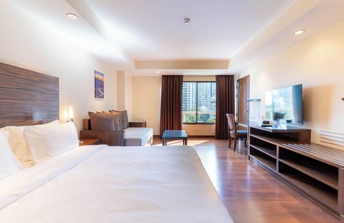Khlong Tan Hotel | Journeyhub Sukhumvit 26 Bangkok