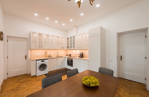 Centrul Vechi Apartamento | Alegría de vivir en Piata Sfatului