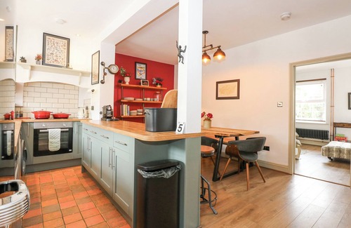 Snettisham Cabaña | JOY'S COTTAGE, pet friendly, character holiday cottage in Snettisham