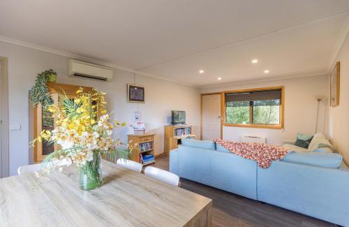Romsey Casa | JoY's Guesthouse