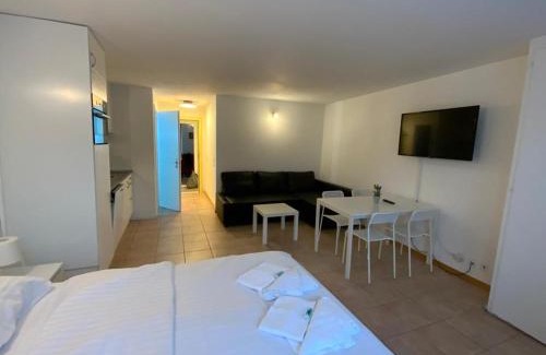 Neuchatel Casa | JOY06 Mango Spirit Suites