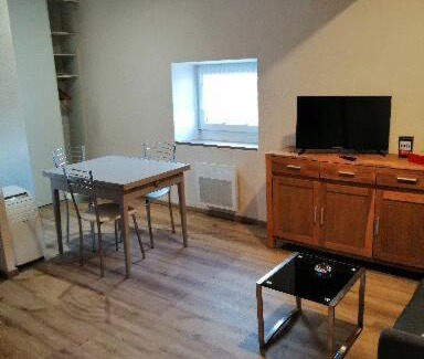Joyeuse Apartamento | Joyeuse, superbe appartement d'environs 30m2.