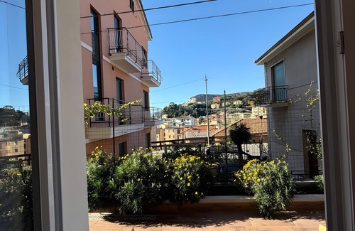 Finale Pia Apartamento | 'Joyfül Accomodation Camera 2' con Wi-Fi y aire acondicionado