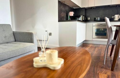 Moffat Apartamento | Joyful Group - Deansgate 2BR Chic City Gardens Apartment