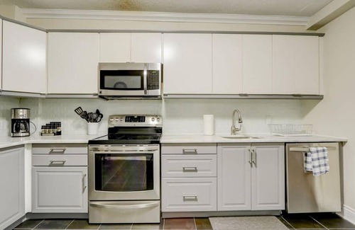 Centretown Apartamento | JstLikeHome - Central Suite