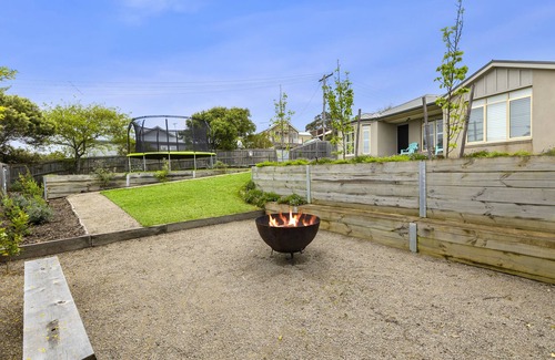 Jan Juc Casa | Juc Living - Idyllic four-bedroom coastal home in the heart of Jan Juc.