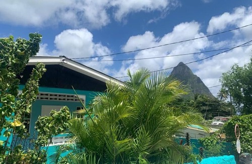Soufriere Apartamento | Jude Apartments - 3-bedroom apartment with AC in Soufrière