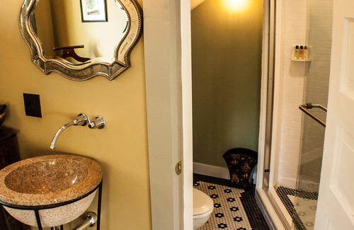 Saugatuck Cama Y Desayuno | Judson Heath Colonial Inn