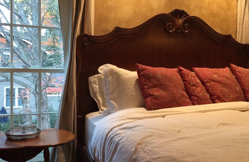 Saugatuck Cama Y Desayuno | Judson Heath Colonial Inn