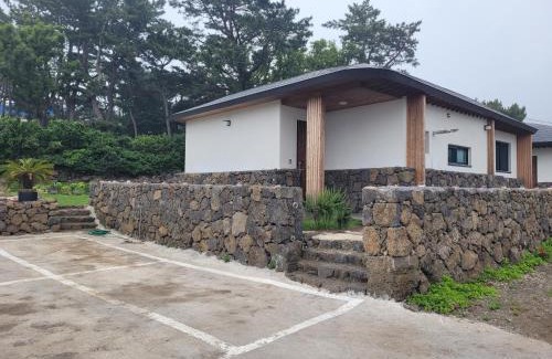 Pyeongdae-ri Casa | Juha's private three bedroom house