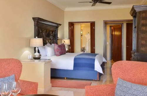 Sunset Beach Apartamento | Jul 10-17 Presidential Suite Sunset Beach Pueblo Bonito - Optional All Inclusive