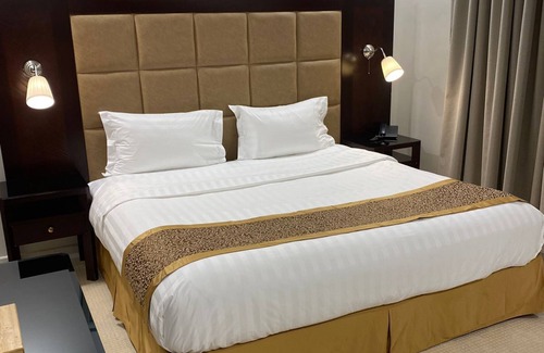 Hera Street Apartamento | Julanar Alsharq Suites